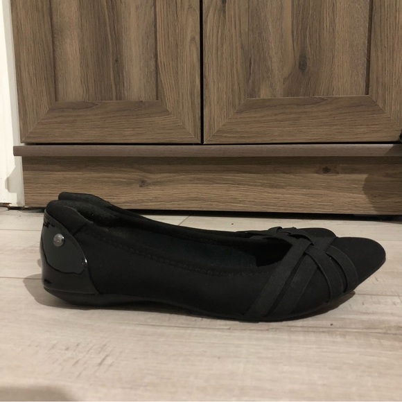 Anne Klein AK sport flat shoes size 7 - Picture 4 of 5
